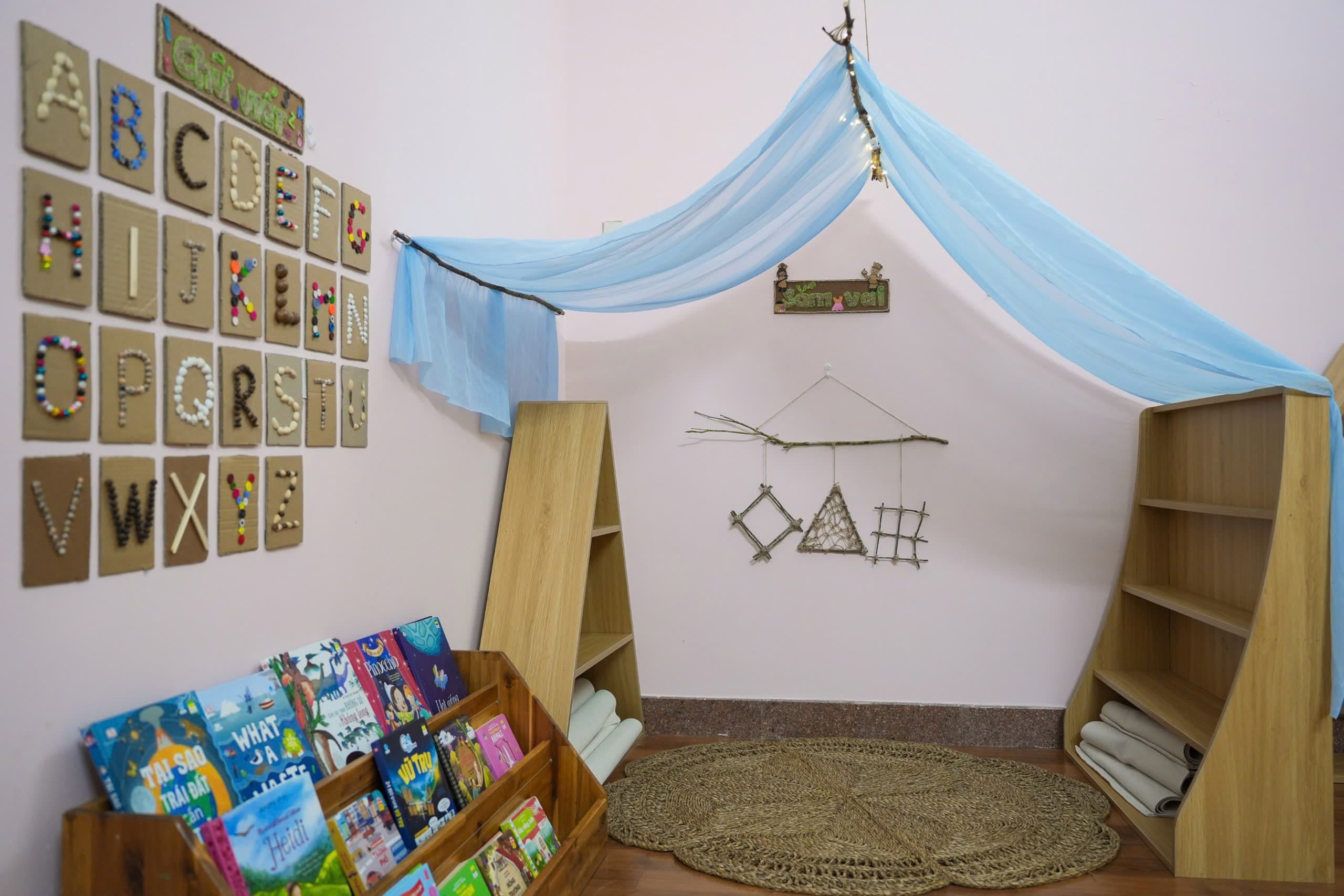 Lớp học màu sắc tươi sáng, thân thiện